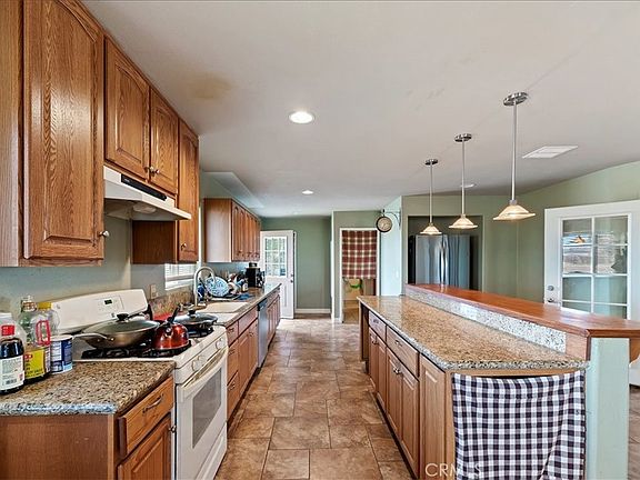 3rd image of 13285 Mesquite Rd