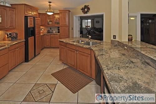 3rd image of 1641 W Oak Knoll Cir