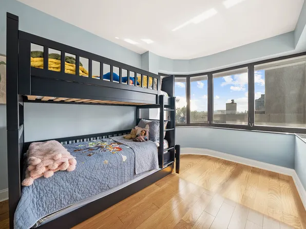 52 East End Avenue image 7 of 13