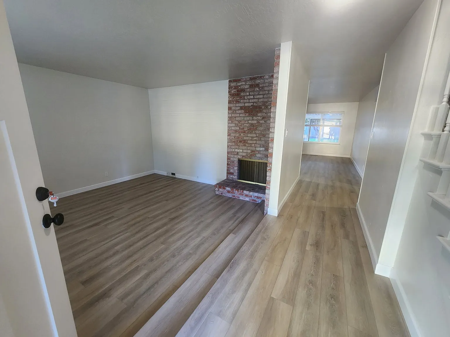 4 bed, 1792 sqft, $4,295 — Photo 2