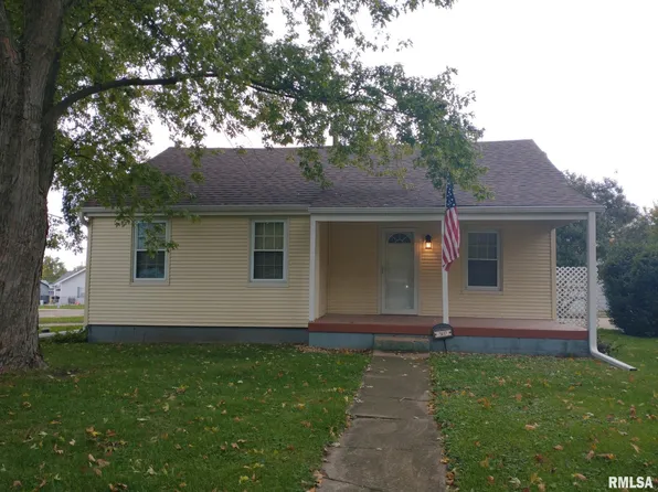 507 Linden St, Delavan, IL 61734