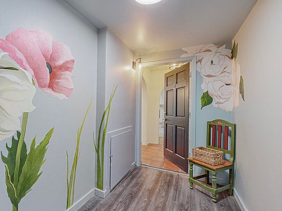 2nd image of 728 Don Gaspar Ave APT 2