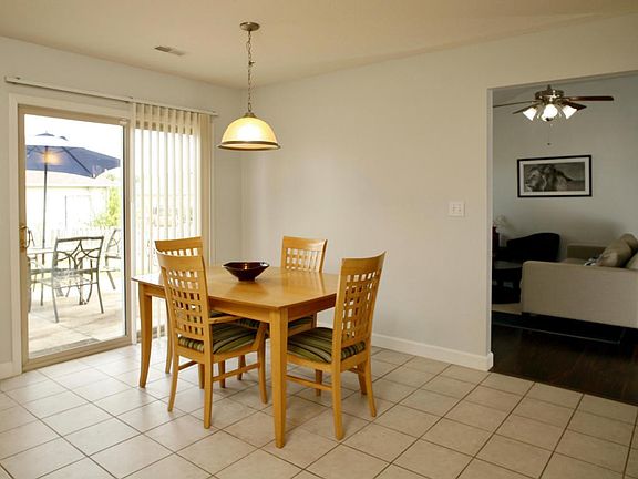 1605 Native Dancer Dr Columbia MO Kitche