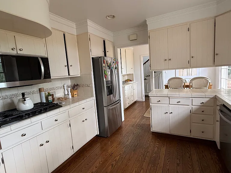 1830 Elmwood Rd — Photo 7