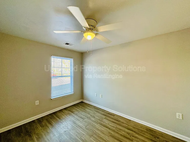 370 S Kerr Ave #105 — Photo 13