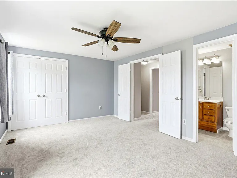 5735 Sunset View Ln — Photo 18