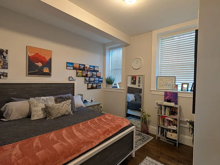2044 Beacon St #4A — Photo 15