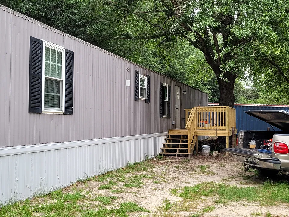 133 Mossy Tree Ln