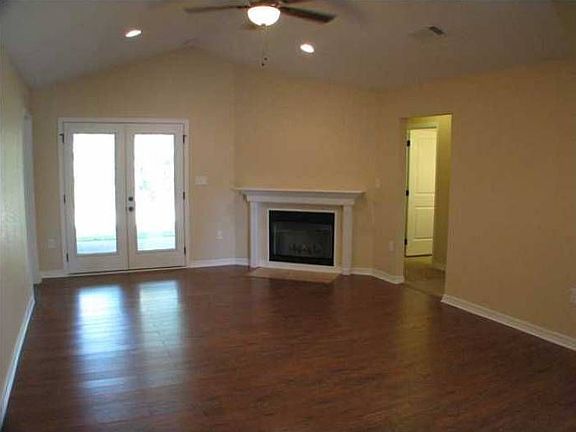 Family Room with Fireplac