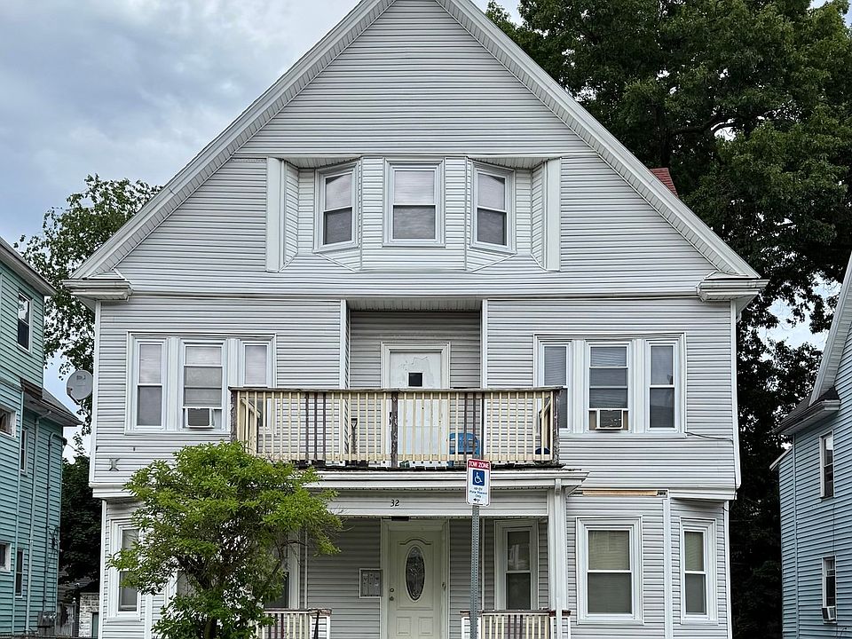 1st image of 32 Clarkwood St