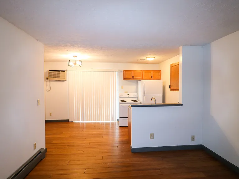 506-508 Riddle Rd — Photo 5