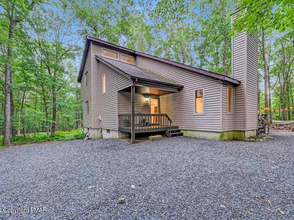512 Executive Dr, Stroudsburg, PA 18360