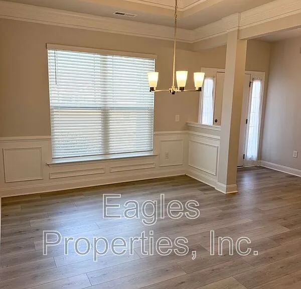 208 Bay Hill Dr — Photo 8