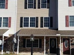 419 E Pleasant St, Hanover, PA 17331