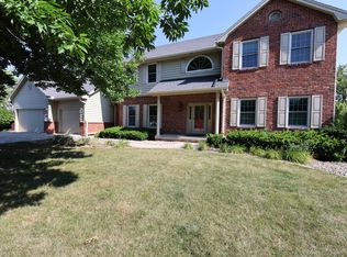 3012 Thornwood Ln, Bloomington, IL