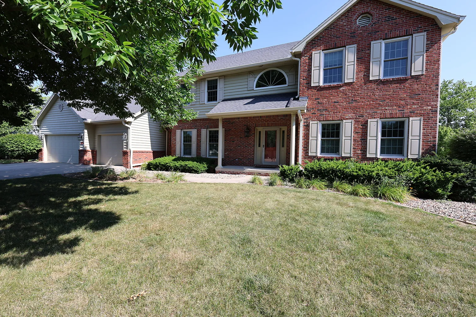 3012 Thornwood Ln photo 1