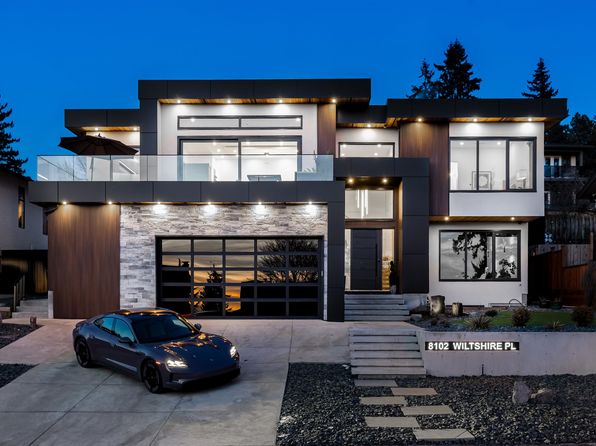 8102 Wiltshire Pl, Delta, BC V4C 6T2