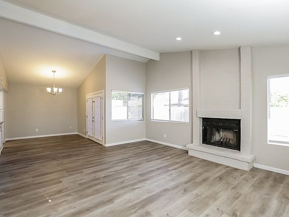 5th image of 2228 E Flossmoor Ave