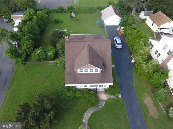 2650 Mer Quaker Branch Rd, Hamilton, NJ 08619