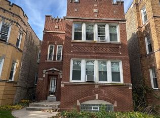 5830 N Artesian Ave #G, Chicago, IL 60659