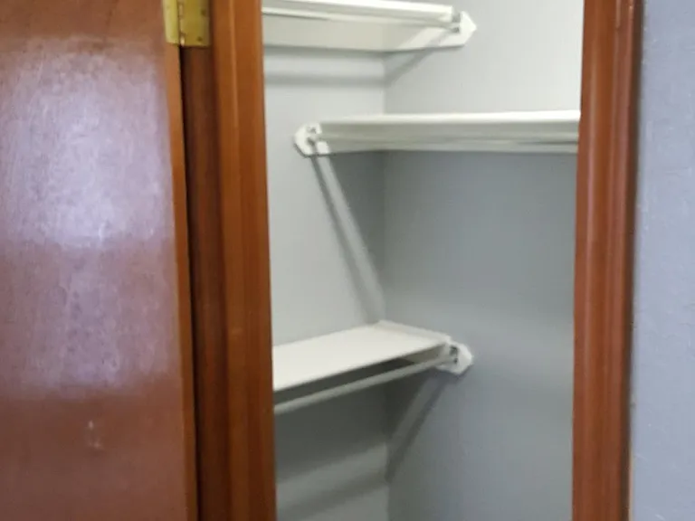 432 Conestoga Dr — Photo 2