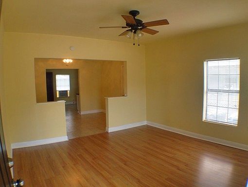 5th image of 126 E Hafer Ave