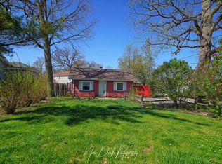 18595 W Old Gages Lake Rd, Grayslake, IL