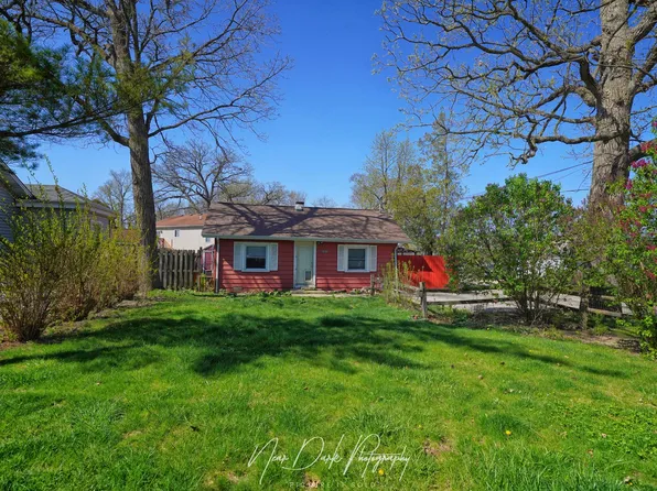 18595 W Old Gages Lake Rd, Grayslake, IL 60030