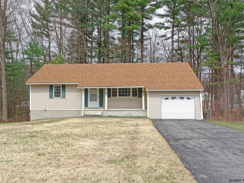 1st image of 3 Skidmore Dr