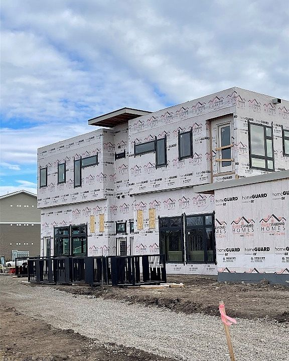 1st image of 2350 Vaquero Pkwy #203