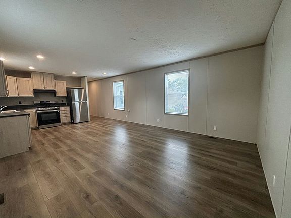 3rd image of 24828 N Morgan Ct #47