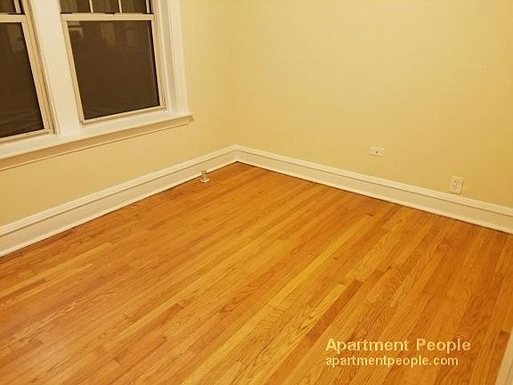 5th image of 3820 N Sheffield Ave #1FF