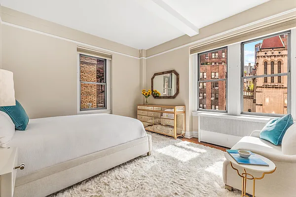 Sold by Thrasher Real Estate | media 6