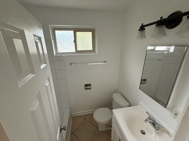 4357 Lowell Ave #3 — Photo 9