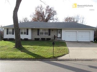 1460 Circle Dr, Liberty, MO 64068