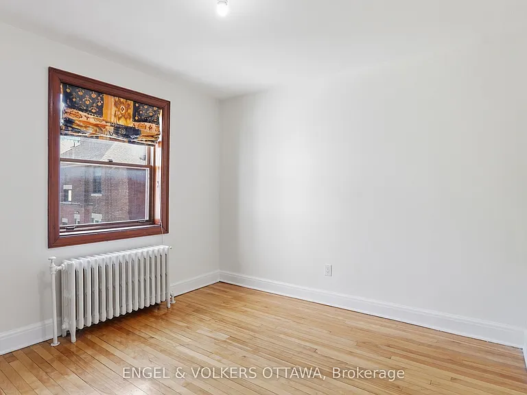 99 Charlotte St #3 — Photo 18