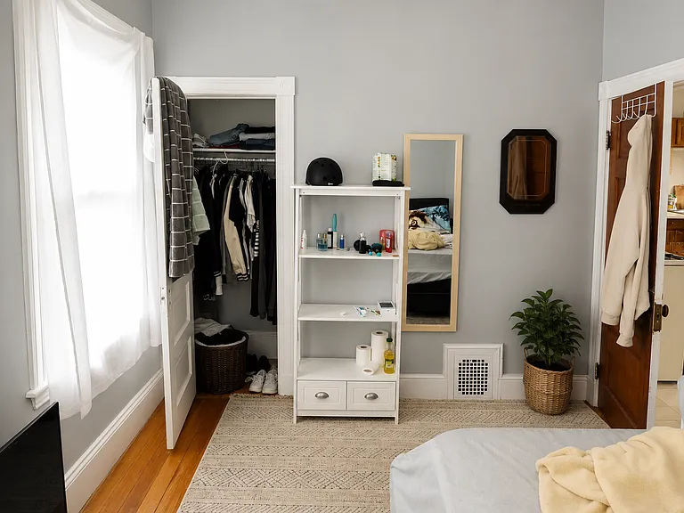 10 Brackett St #1 — Photo 8