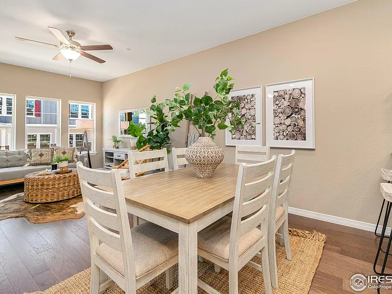 2473 Crown View Dr #5 — Photo 6