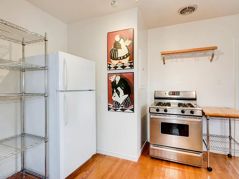 5228 G St — Photo 14