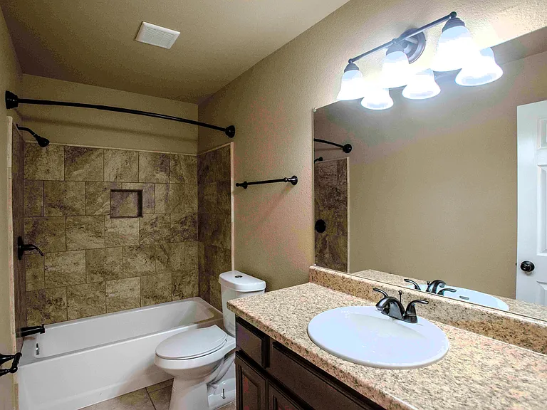 1562 N Dawn Dr — Photo 12