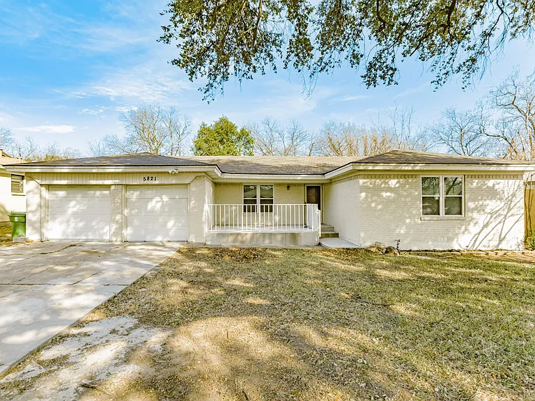 5821 Circular Dr — Photo 22