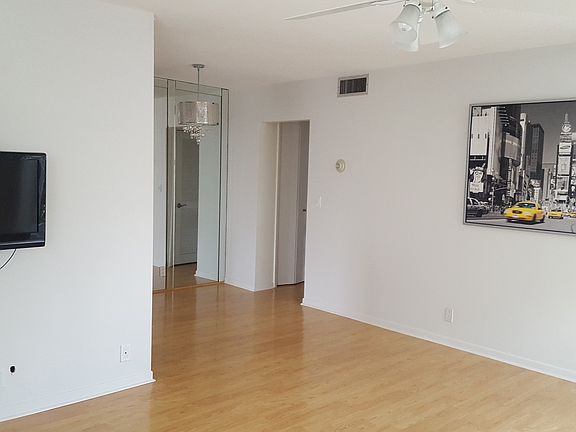 3rd image of 224 Hibiscus Ave APT 350