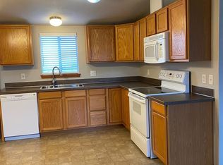 135 Capitola Ct, Roseburg, OR 97471