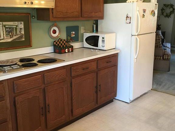 4th image of 1106B Argyll Cir #100B