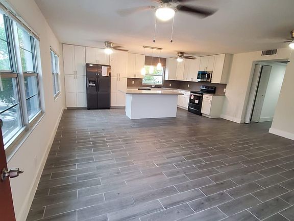 2nd image of 1401 SW 135th Ter APT 301