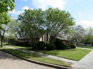 14814 Wind Free Dr, Houston, TX 77040