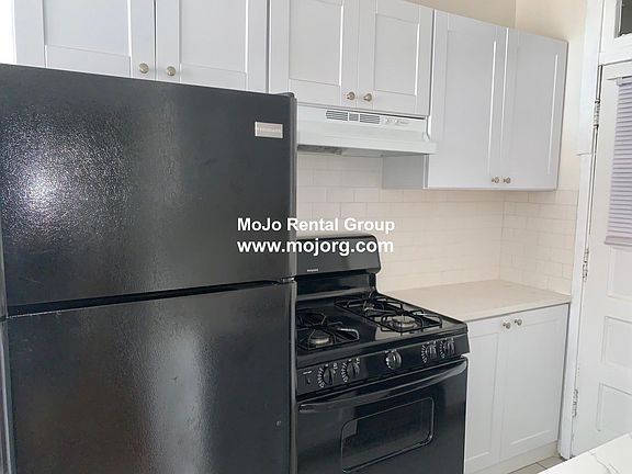 5th image of 5051 N Glenwood Ave APT 2