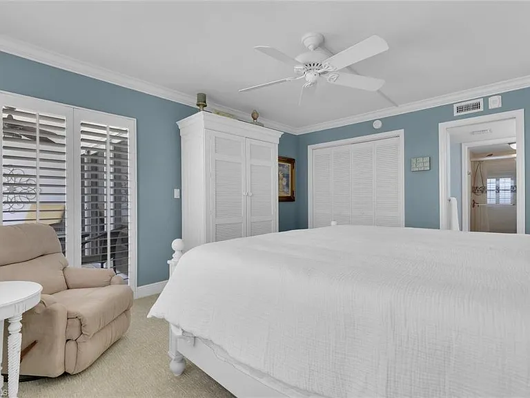 3443 Gulf Shore Blvd N #710 — Photo 15