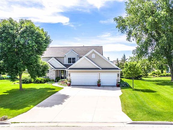 2nd image of W5285 Waterview Dr