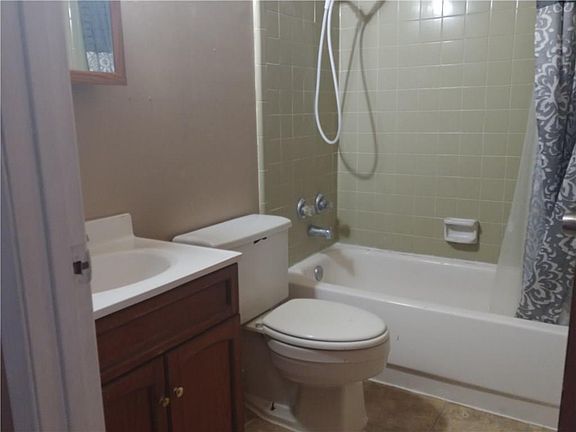 4th image of 3703 La Paz Dr